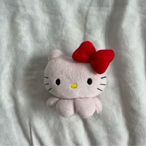 hello kitty clip plush